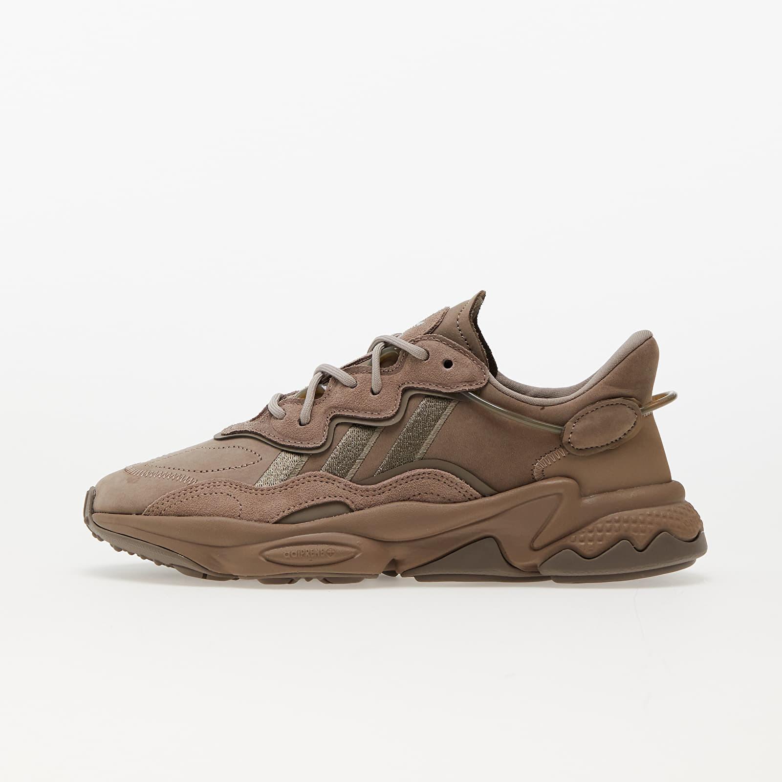 Adidas ozweego w hotsell