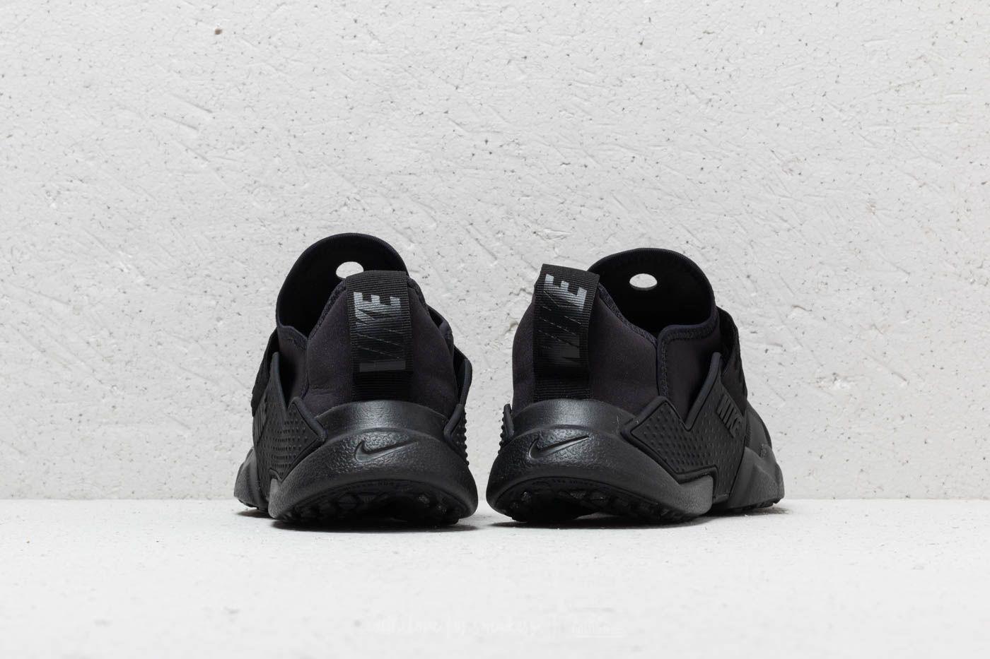 nike huarache extreme black and gold