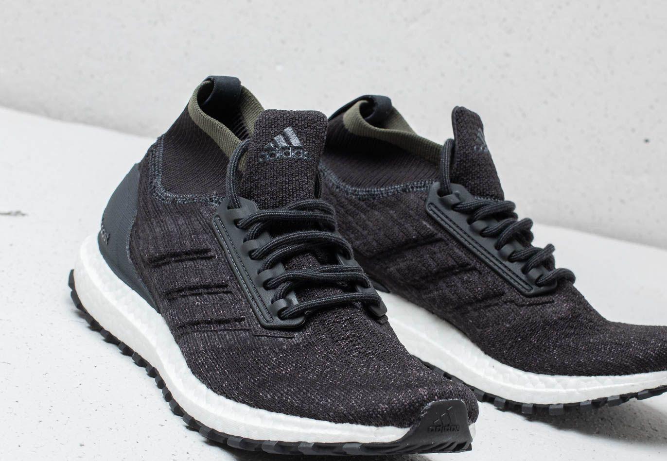 ultra boost black white carbon