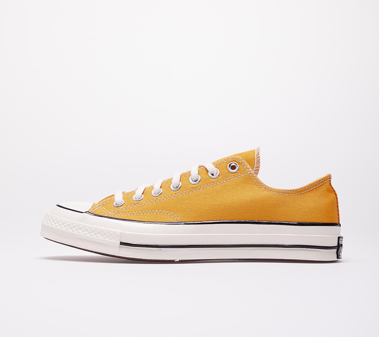 converse yellow chuck 70
