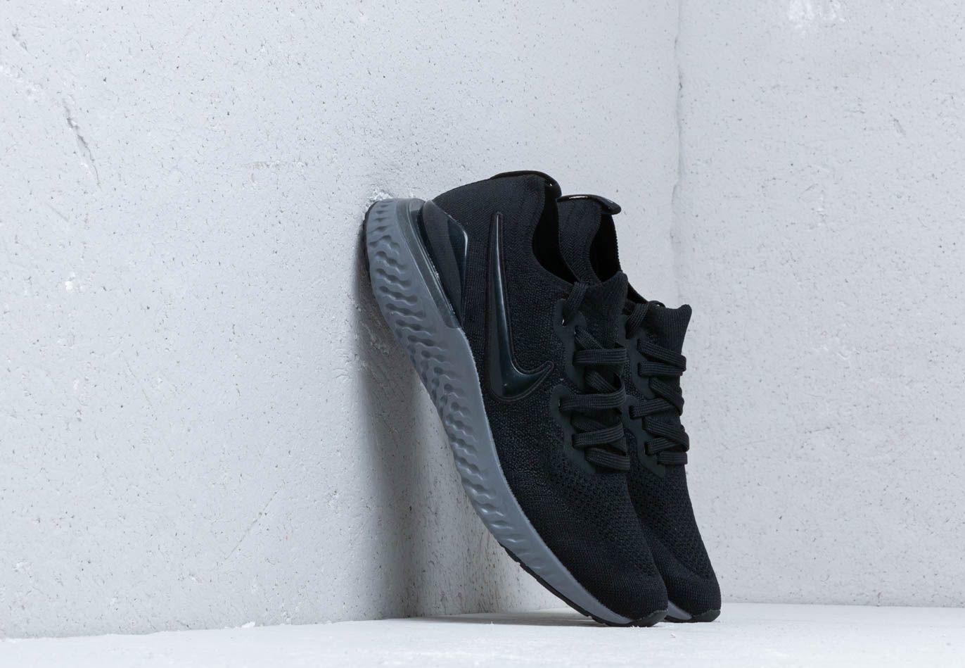 nike epic react flyknit black mens