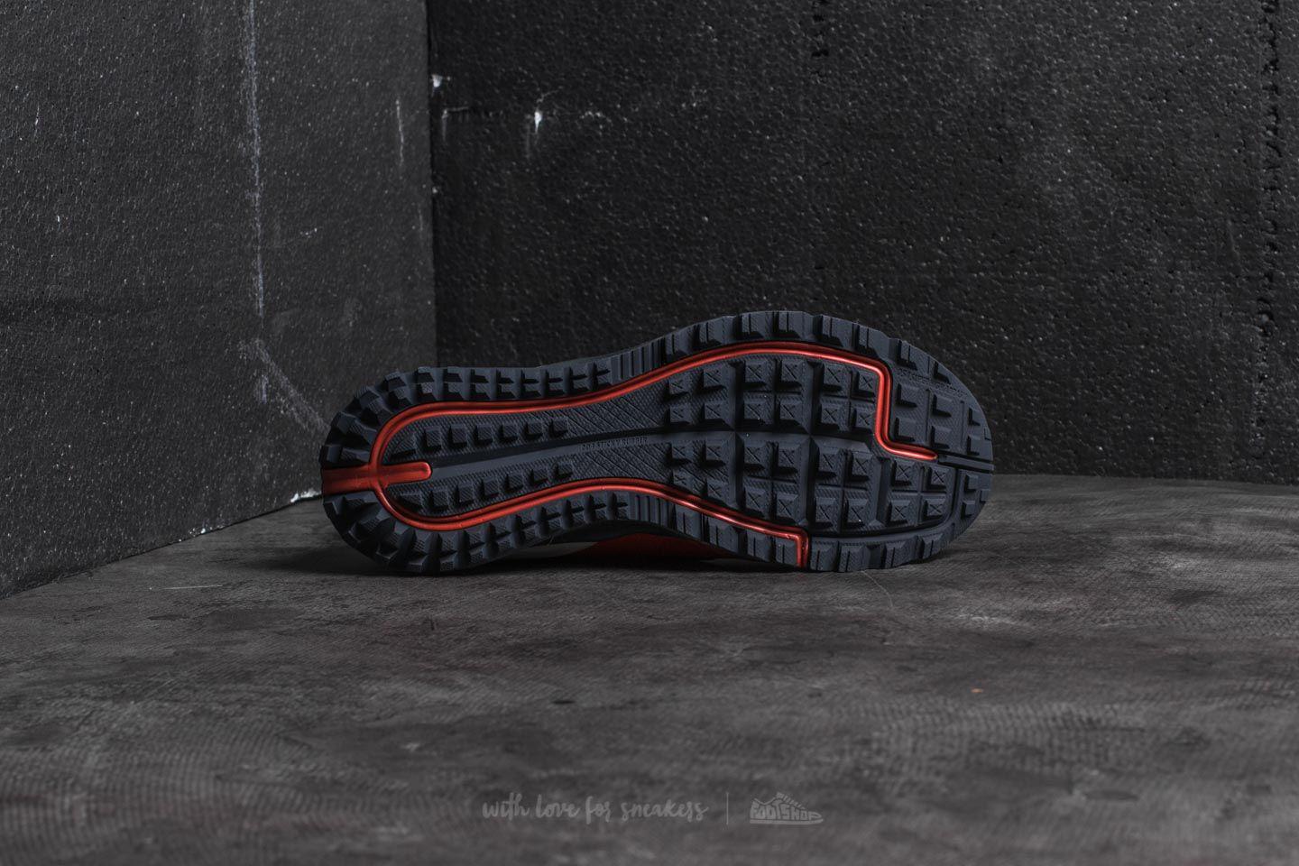 Nike Terra Sertig Rood
