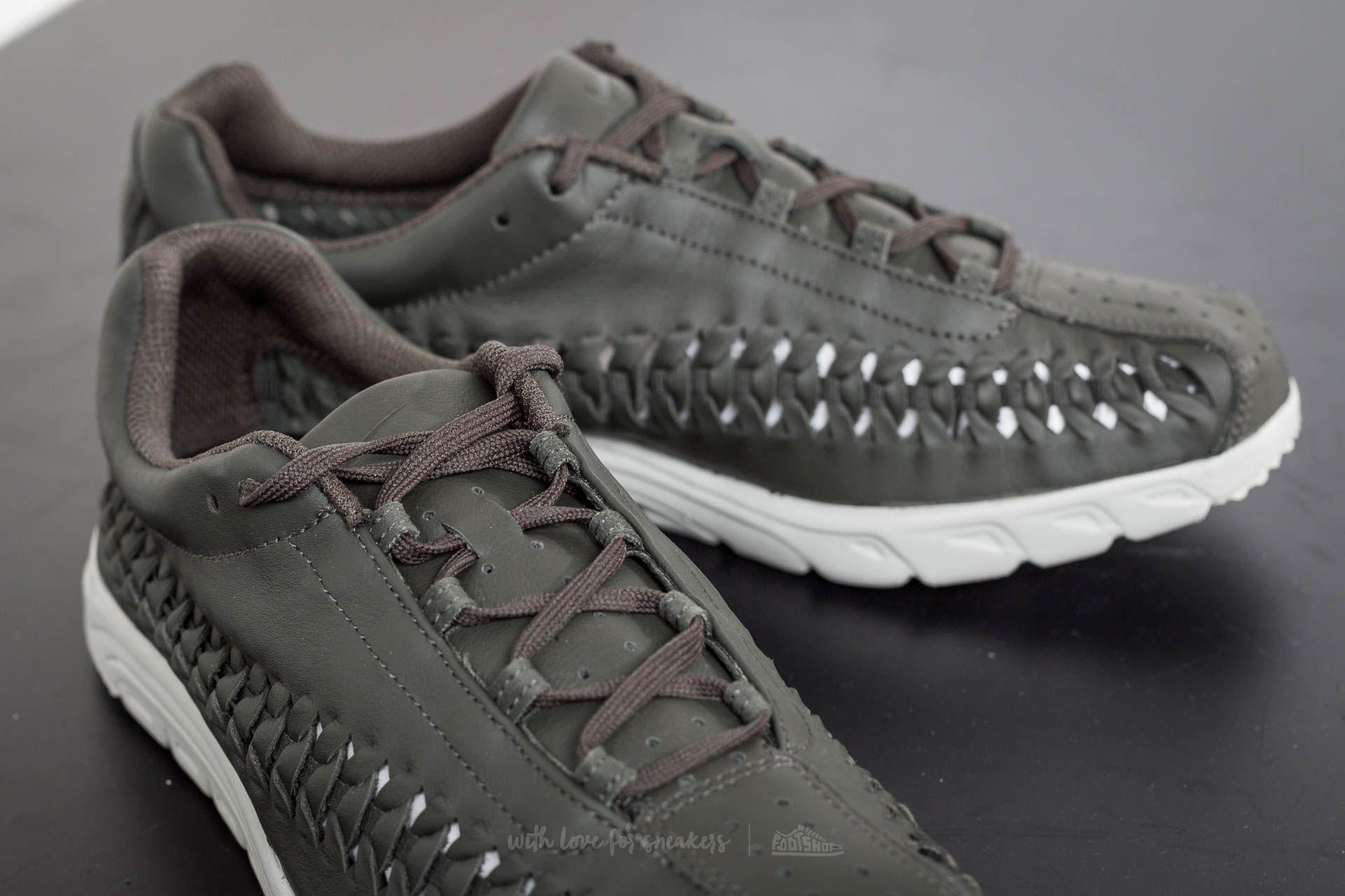 nike mayfly grey