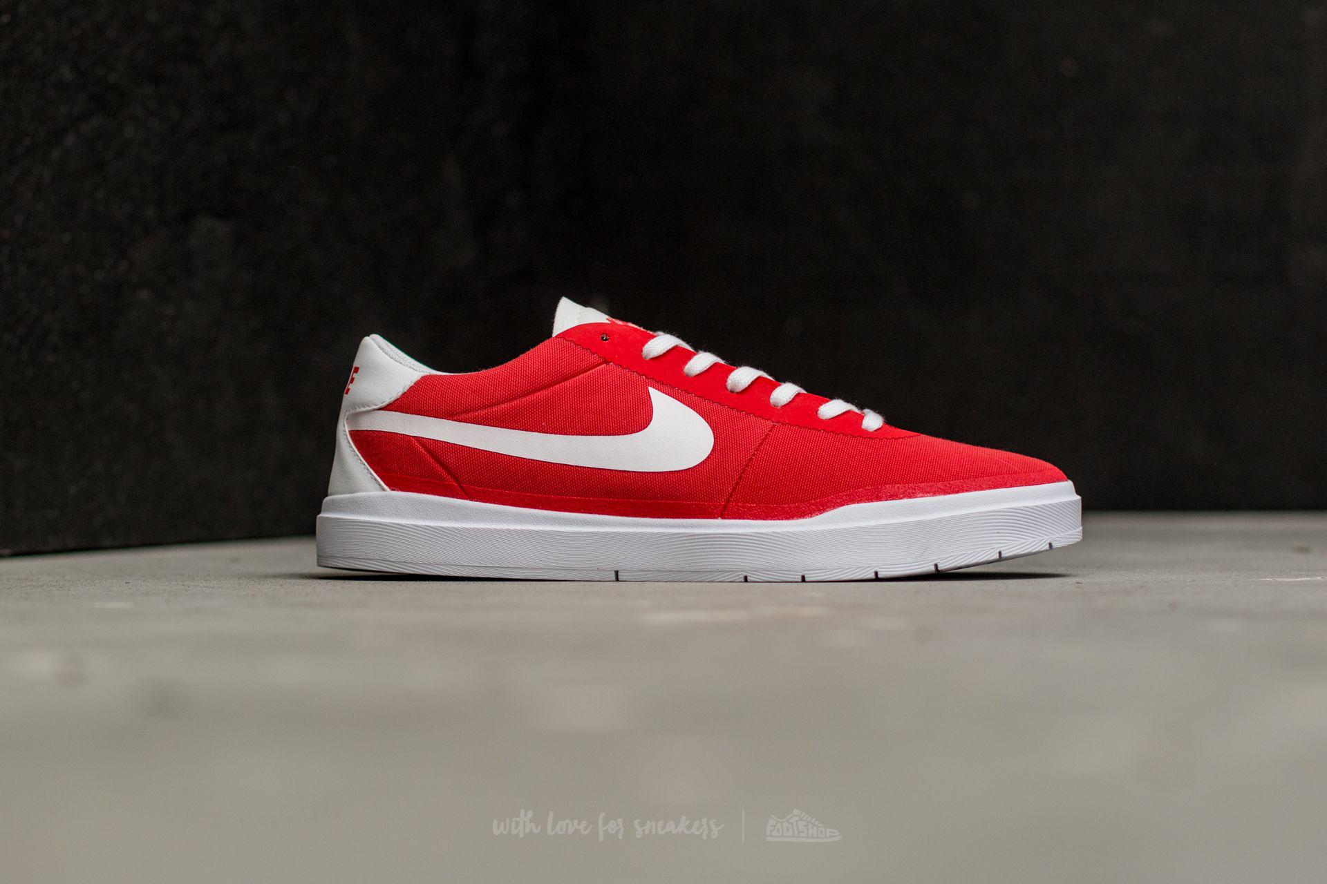 nike free Bruin