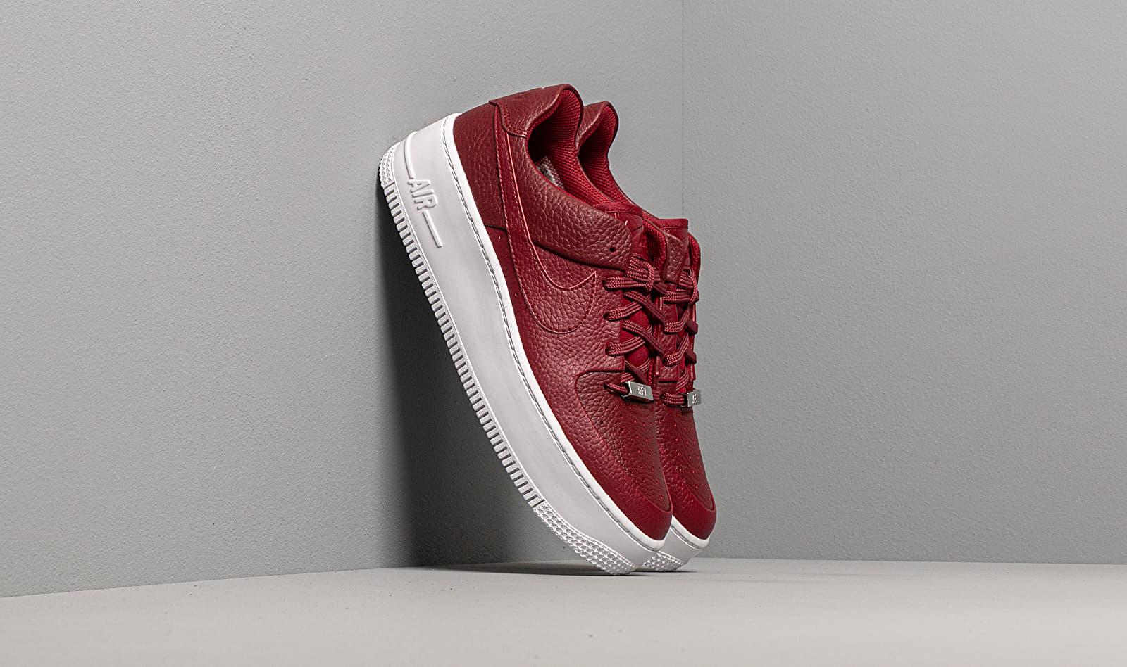 Nike Leder Air Force 1 Sage Low schuh in Rot - Lyst