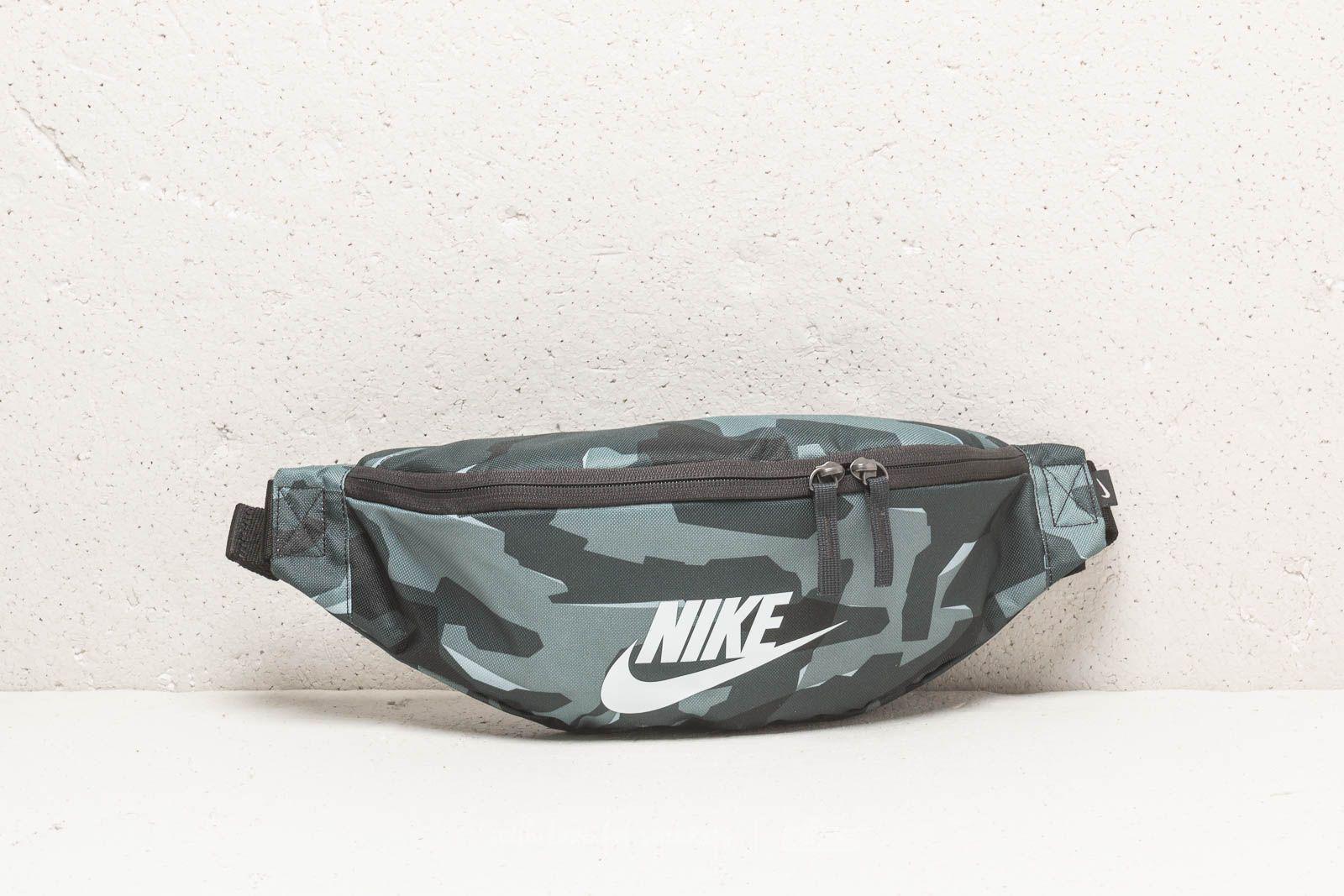 nike heritage hip pack camo
