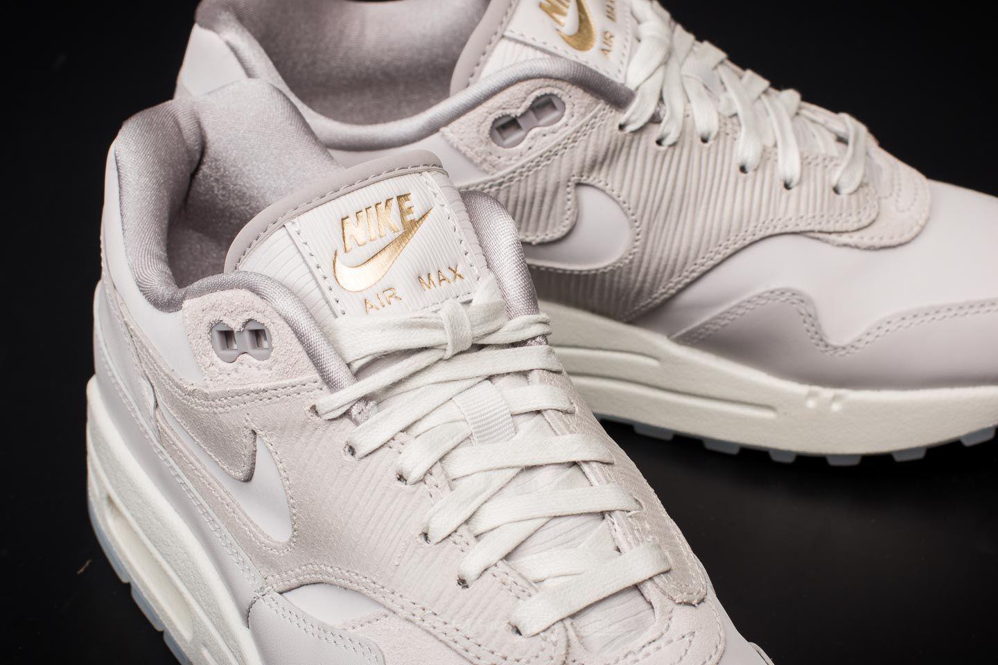 nike wmns air max 1 premium