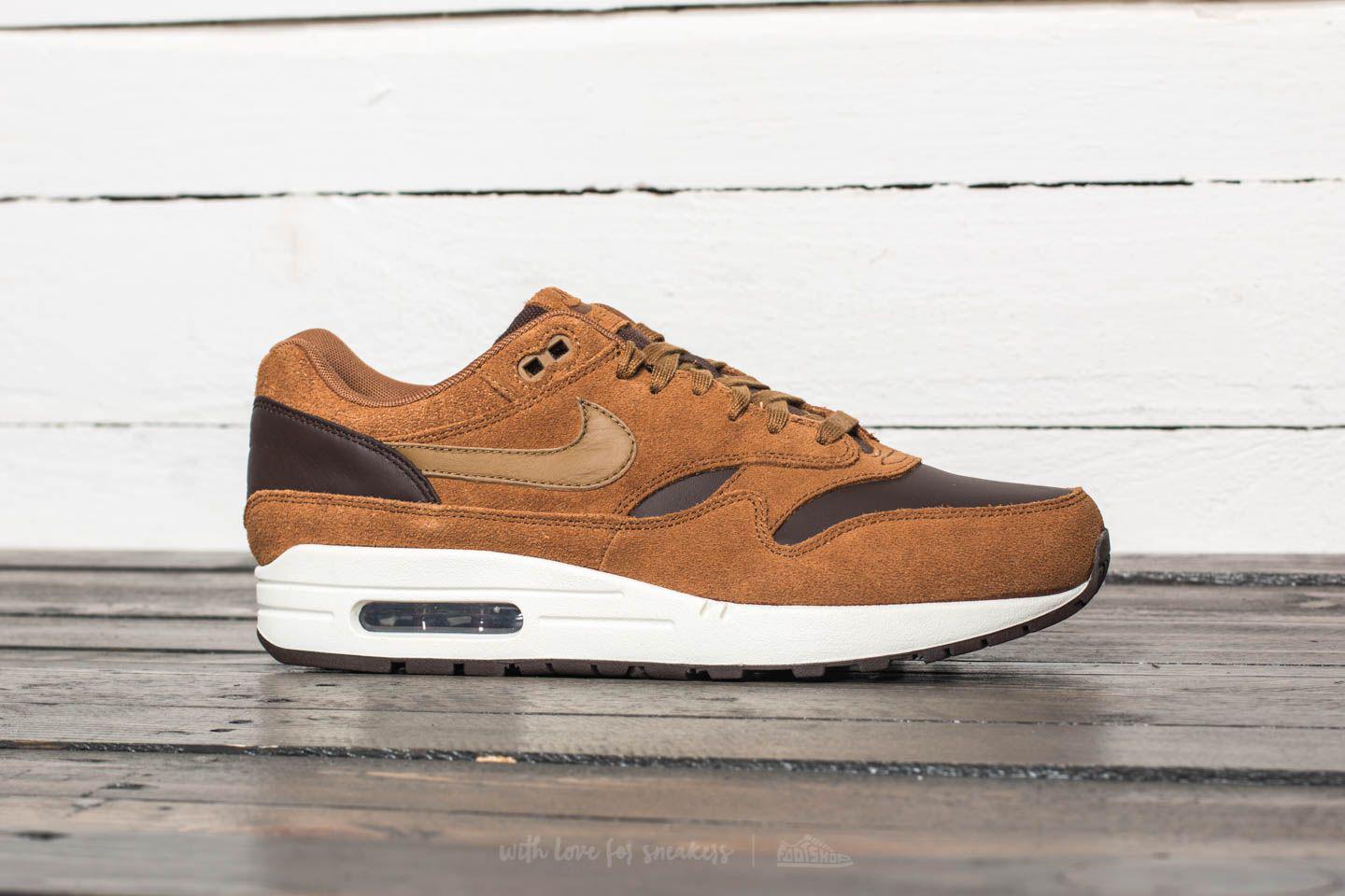 nike air max one leather
