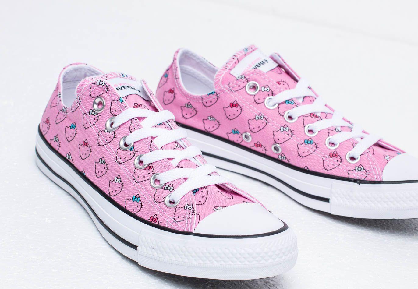 hello kitty converse pink