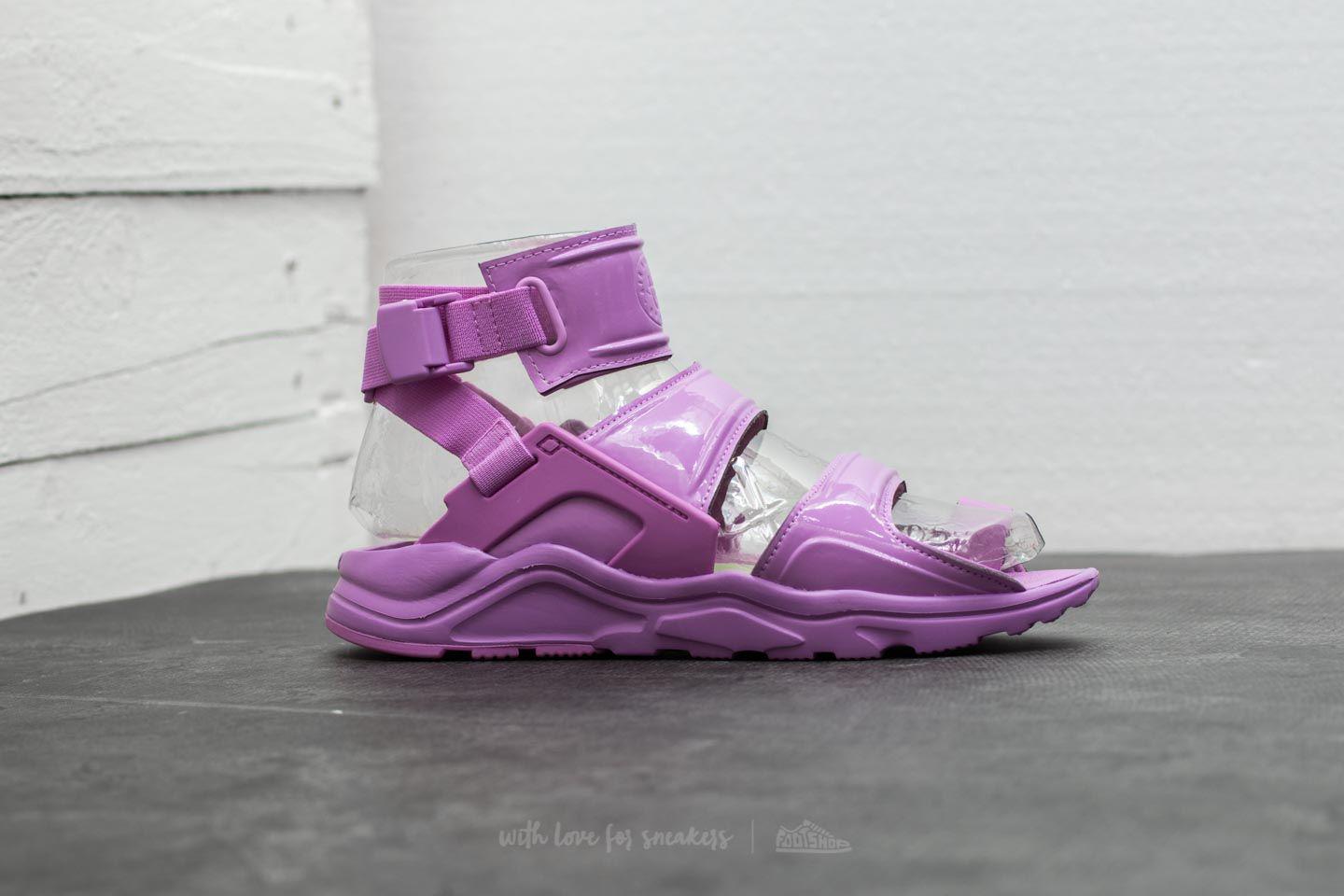 nike gladiator sandals huarache