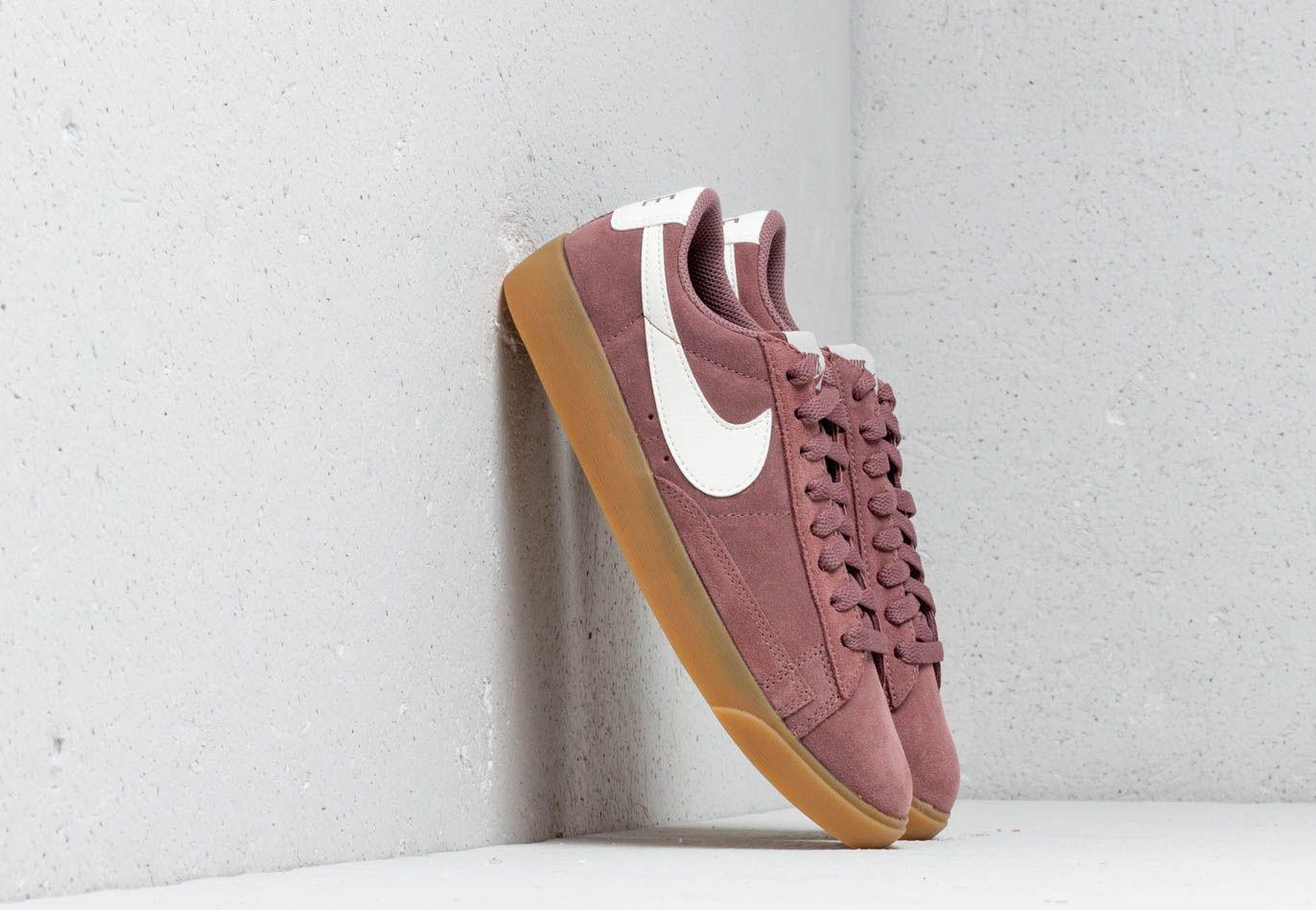 nike blazer low sd w