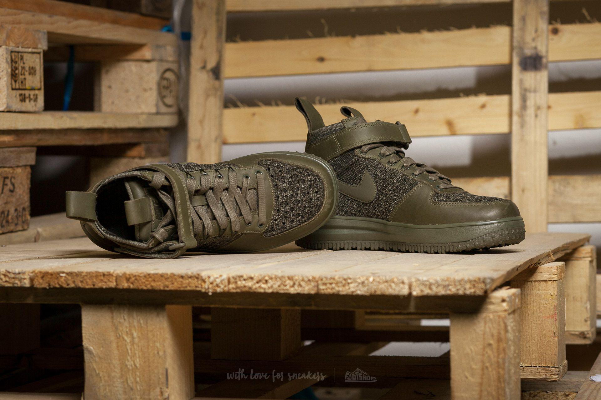 nike flyknit lunar 4 olive