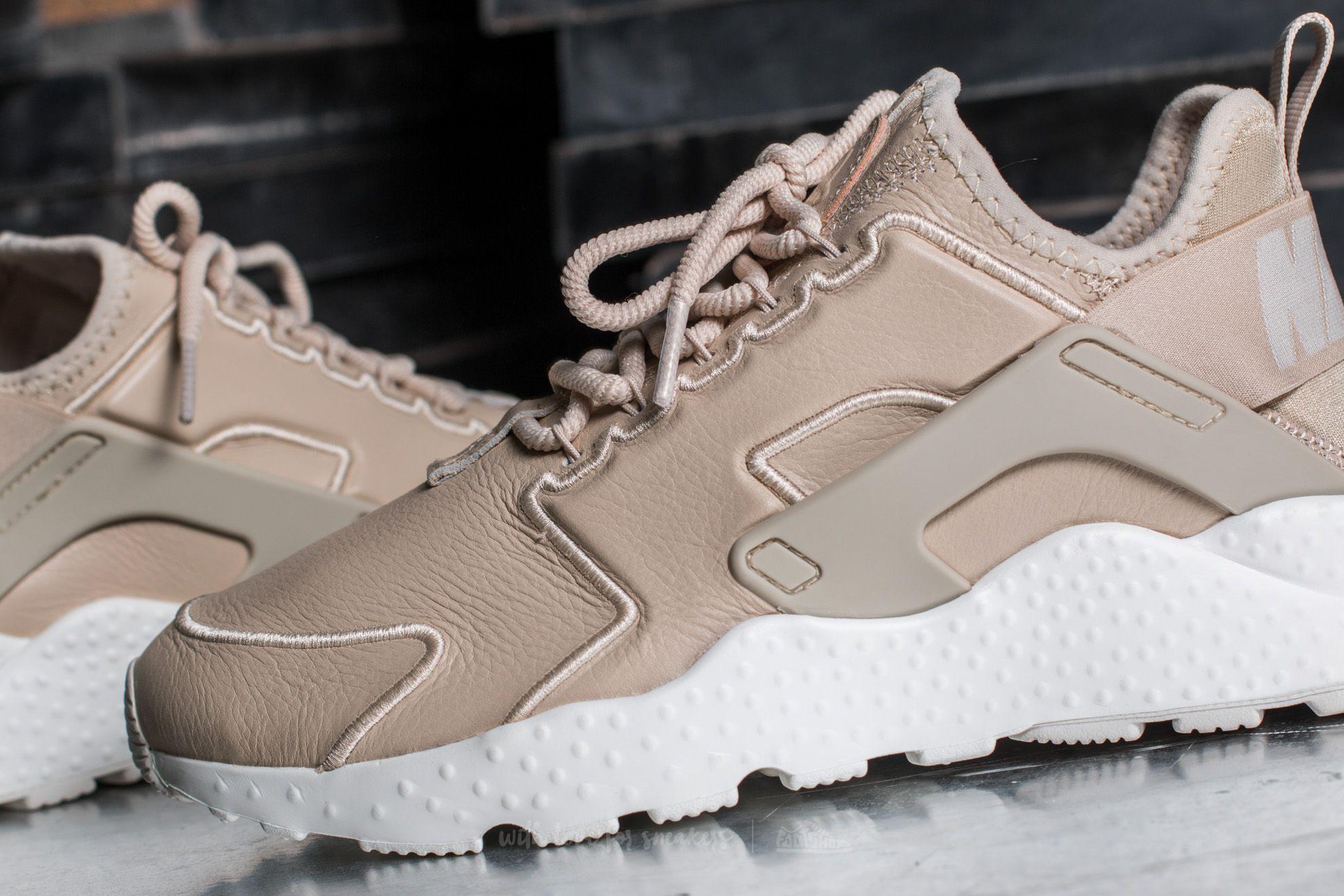 nike huarache oatmeal