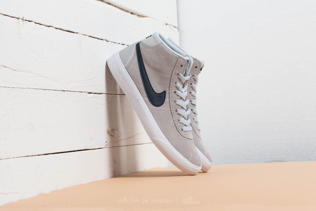 nike sb white bruin hi trainers