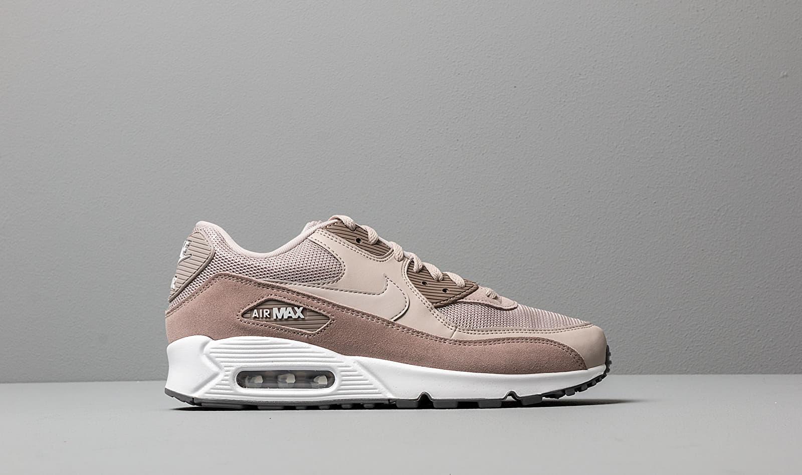 nike air max 90 essential moon particle Off 78% - www.byaydinsuitehotel.com