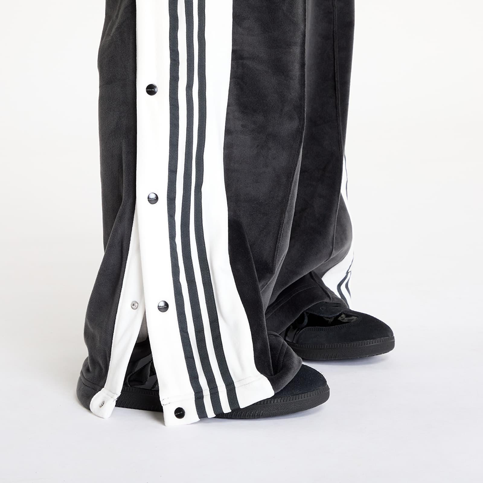 【ADIDAS Originals】 ADIBREAK VELOUR Track Pants★ adidas Originals Velour Adibreak Track Jogger Pants in Black