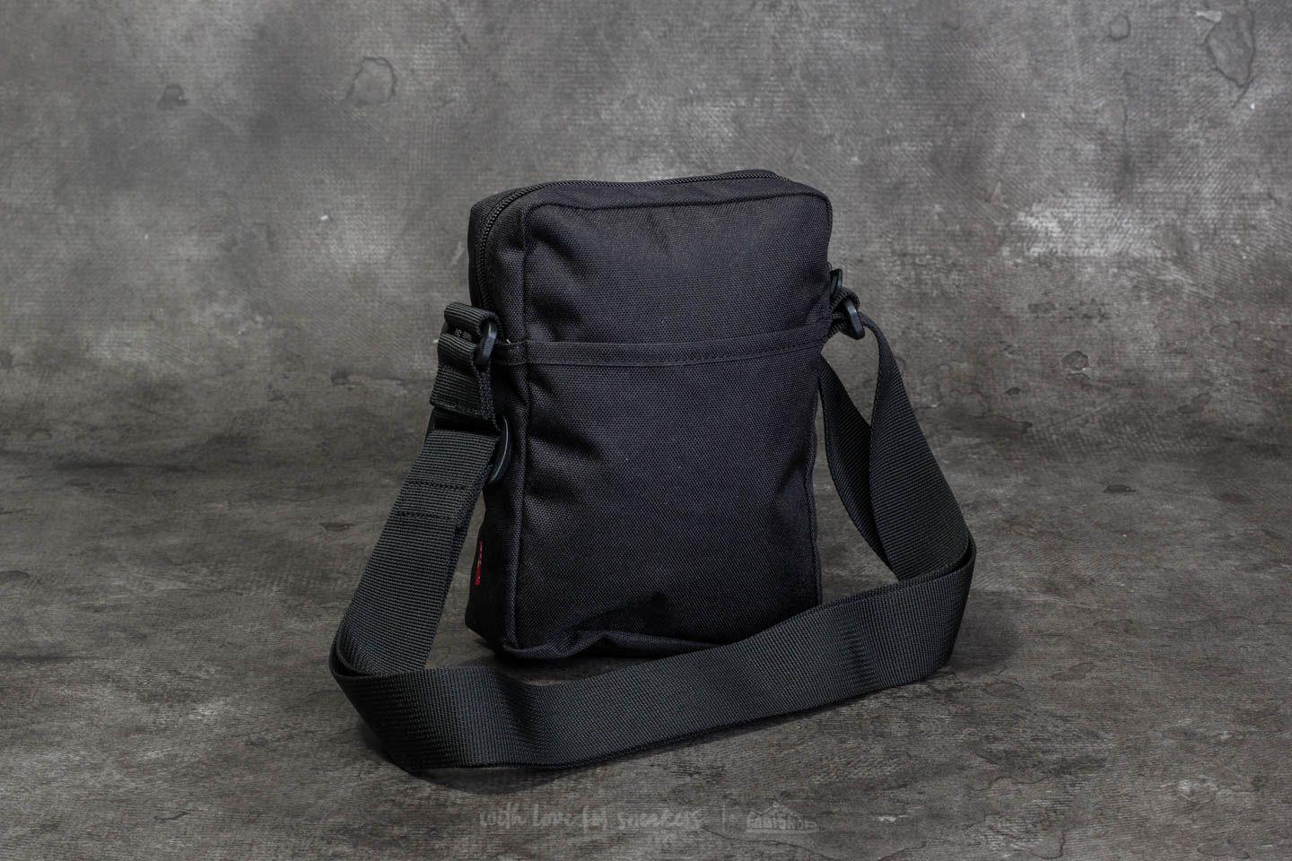 levi's l series small crossbody