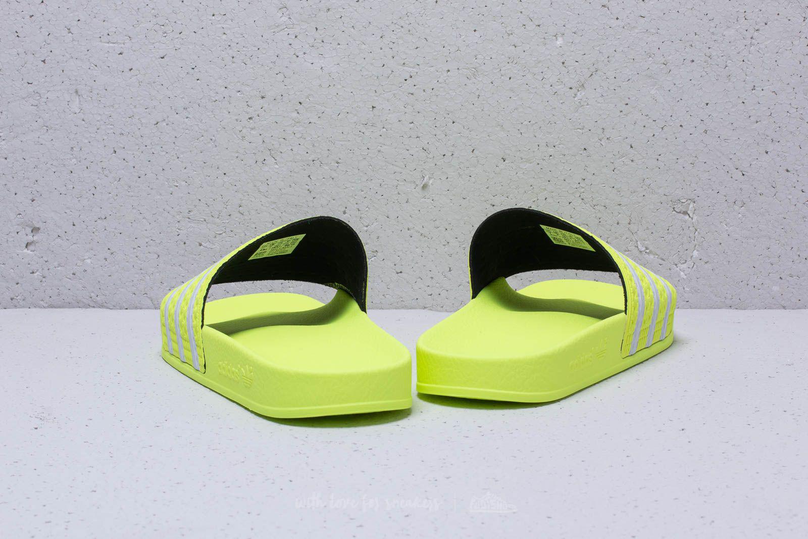 adilette semi frozen yellow