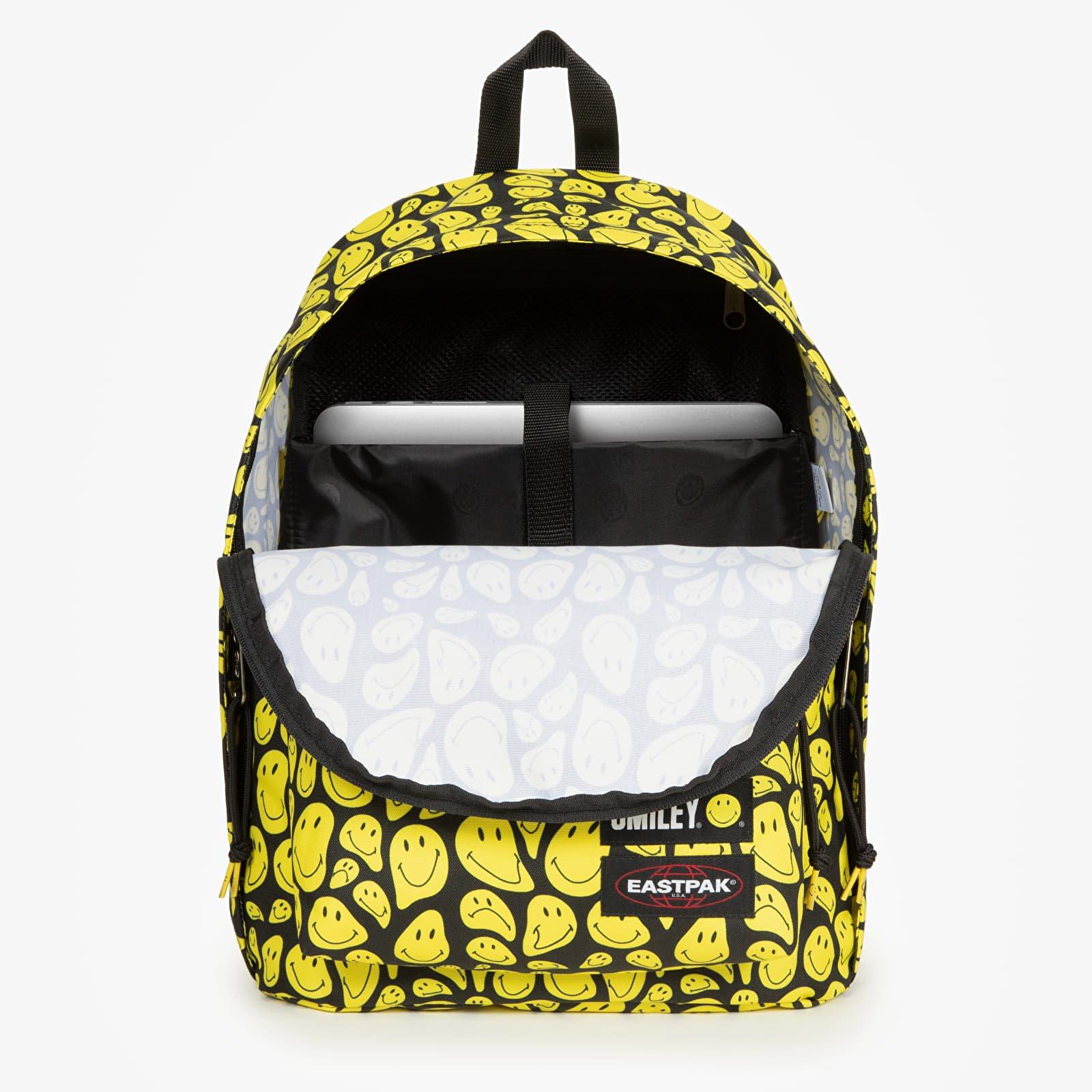 Vertolking Hassy Maryanne Jones Eastpak Out Of Office Backpack Smiley Stretch Yellow in Black | Lyst