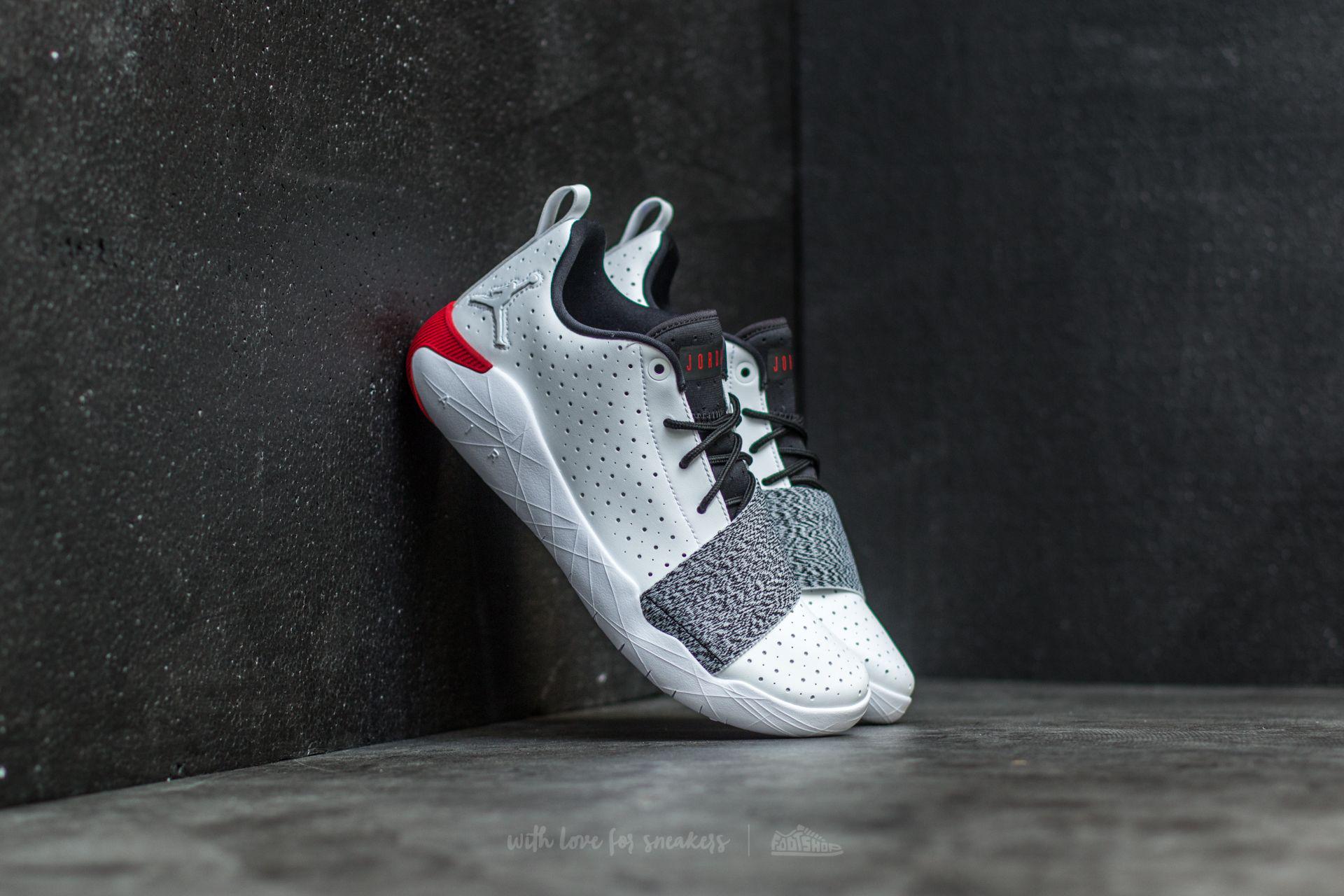 nike air jordan breakout