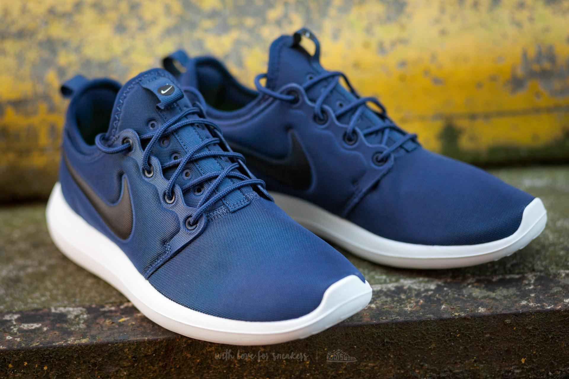 nike roshe two midnight navy