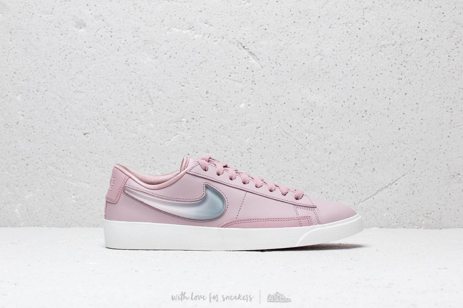 w blazer low lx
