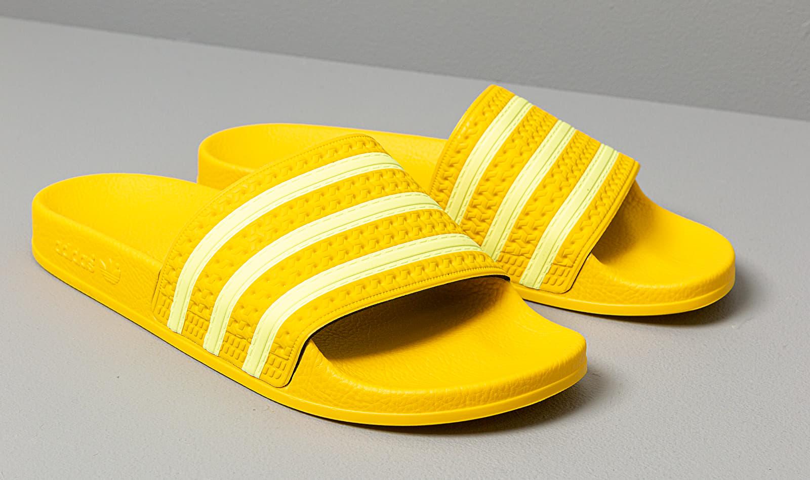 adilette semi frozen yellow