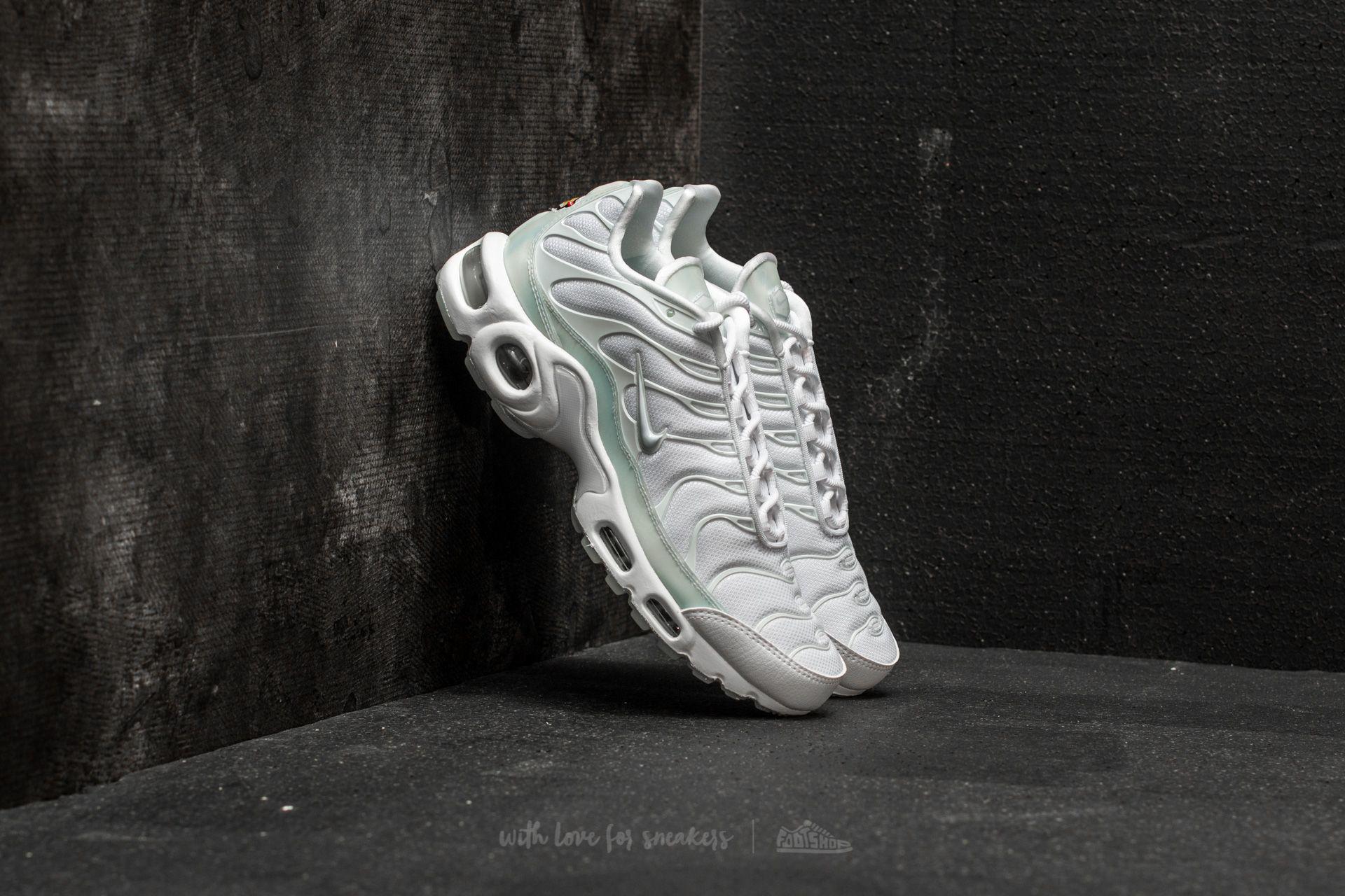 air max plus se white