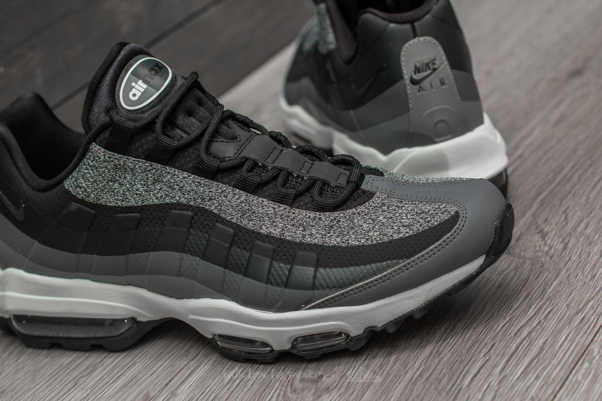 airmax 95 essential black