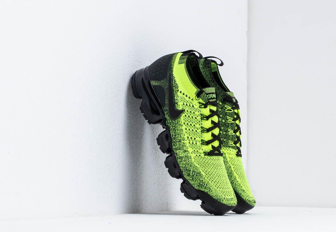 Nike Air Vapormax Flyknit 2 in Yellow for Men | Lyst