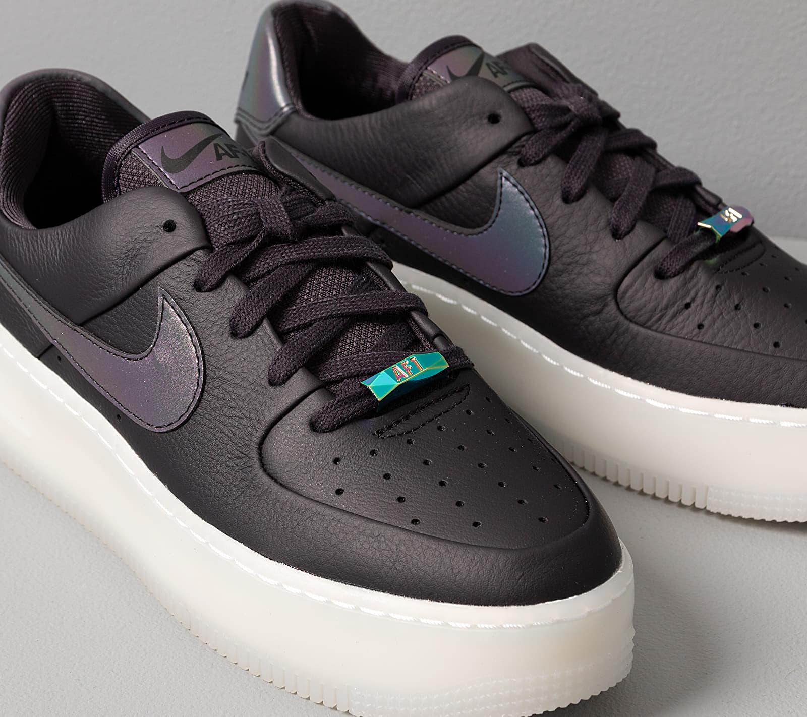 Nike W Air Force 1 Sage Low Lx Oil Grey/ Blank-white in Gray | Lyst