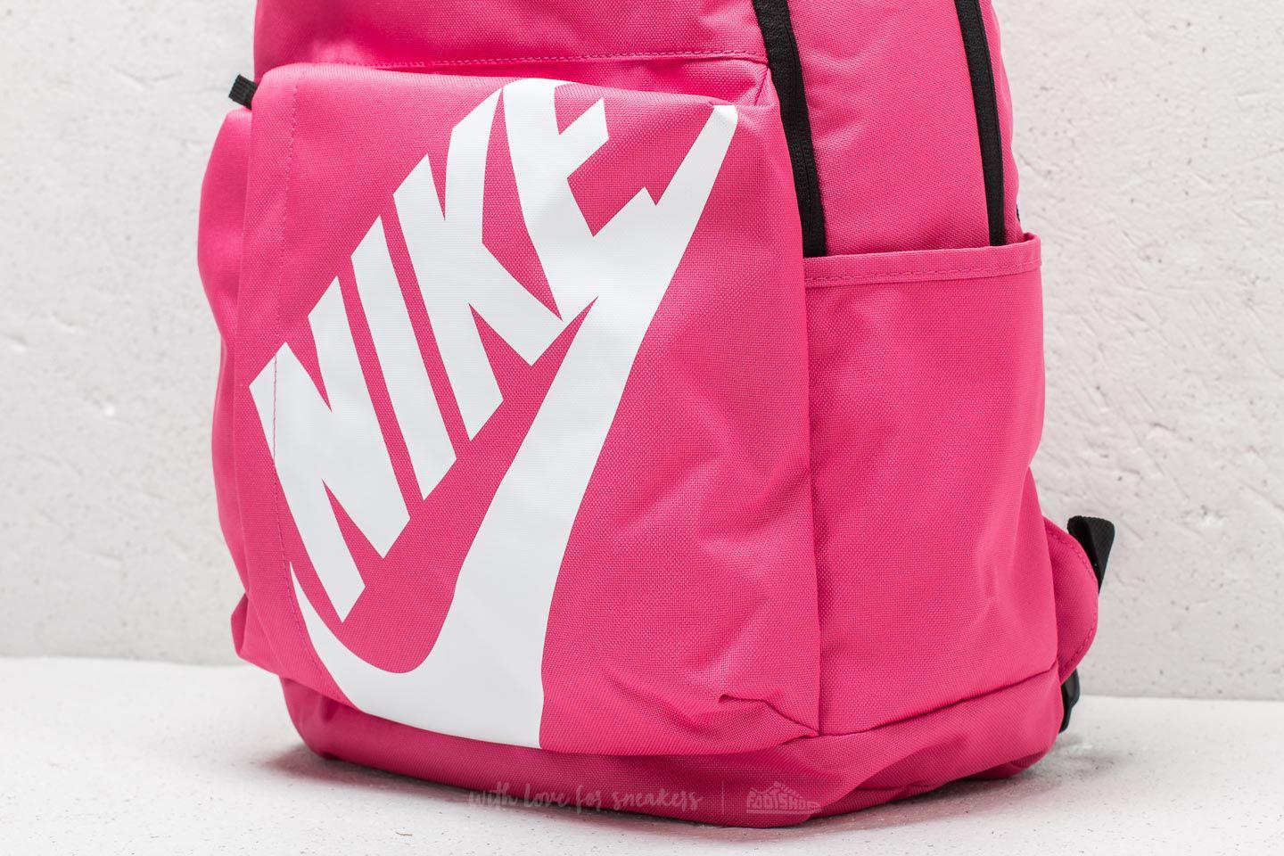 nike elemental 25l backpack