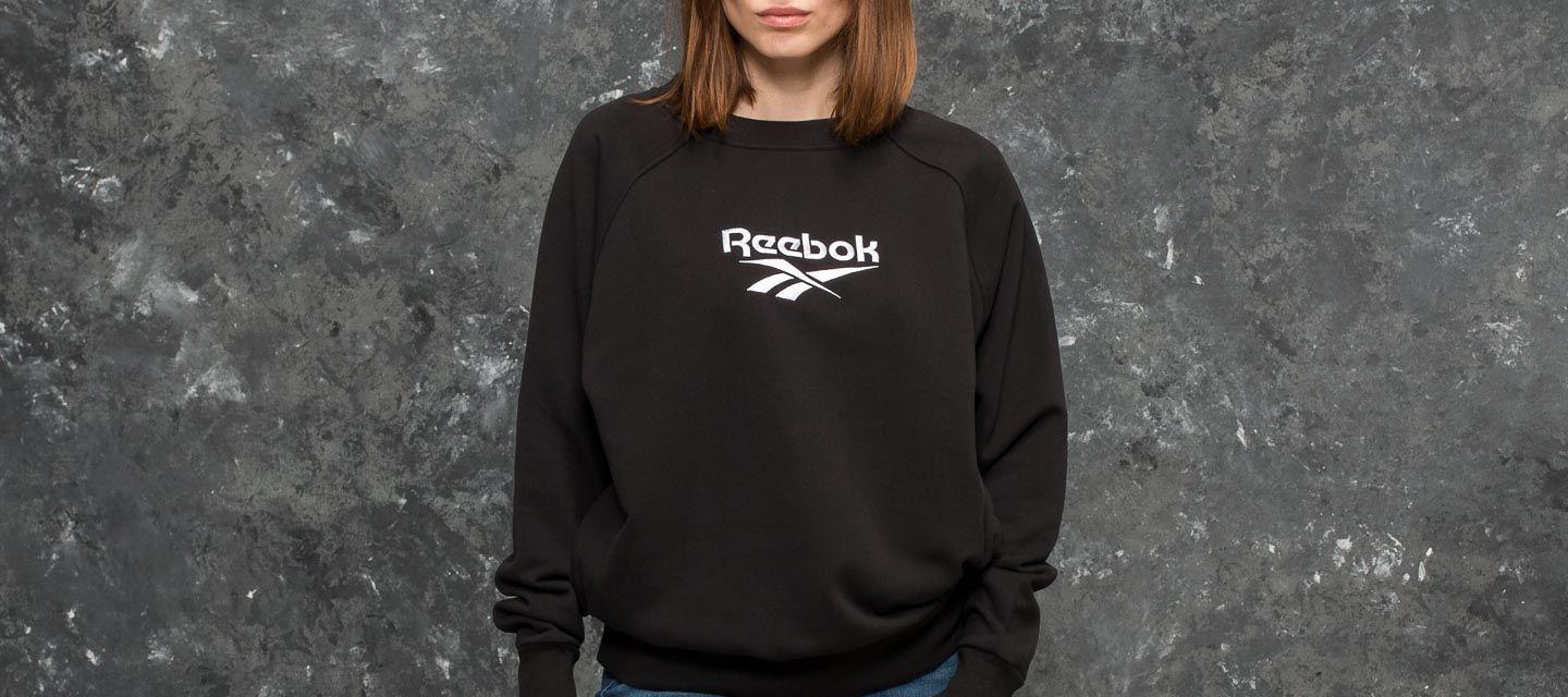 black reebok sweatshirt