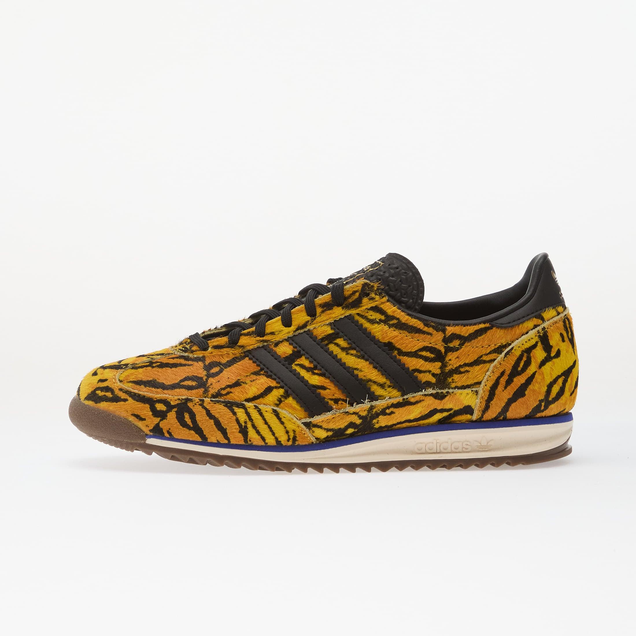 adidas gazelle silver green womens ADIDAS GAZELLE Jaune – De Long En Large main image 0