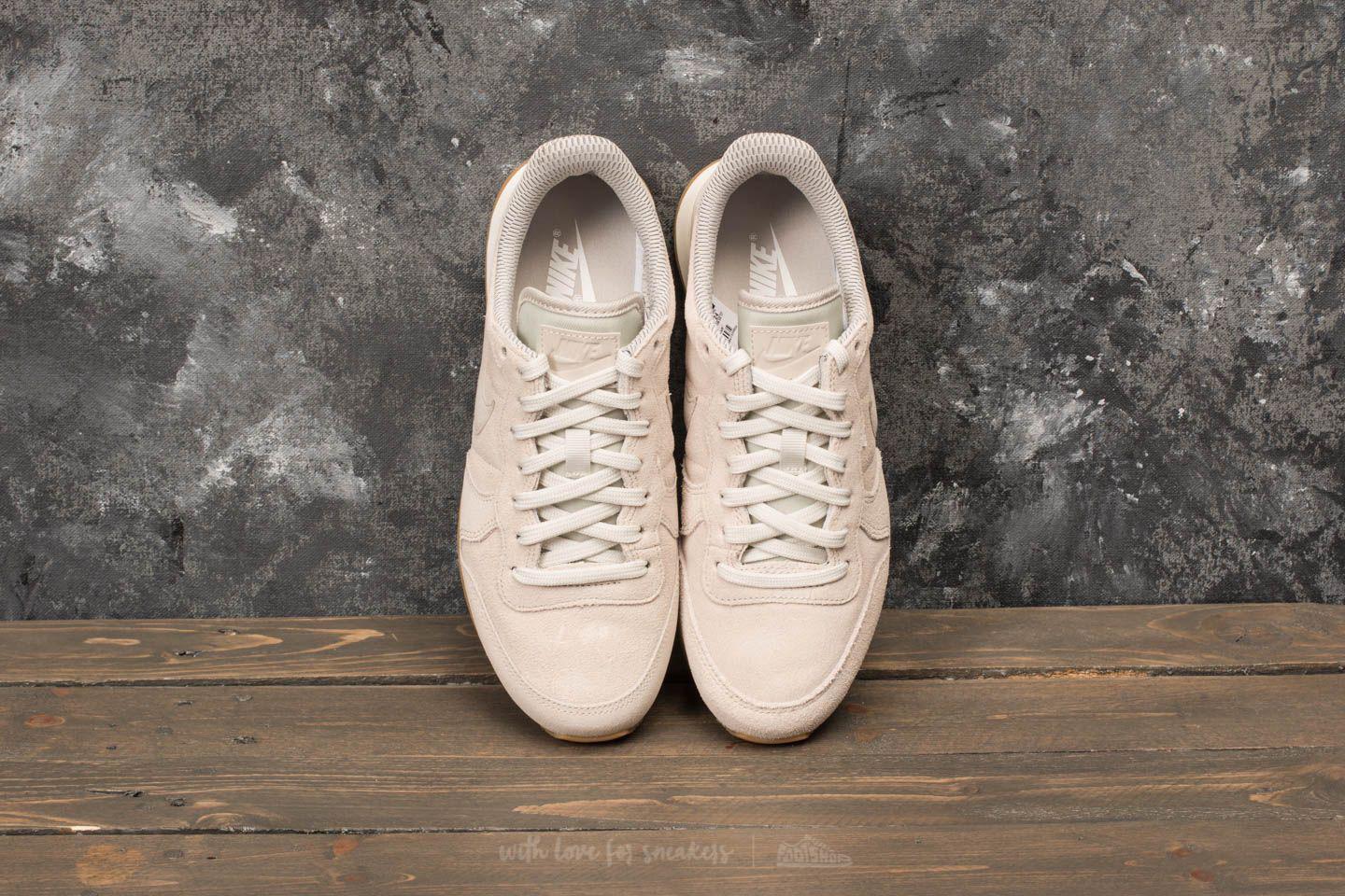 Nike Suede Wmns Internationalist Se 