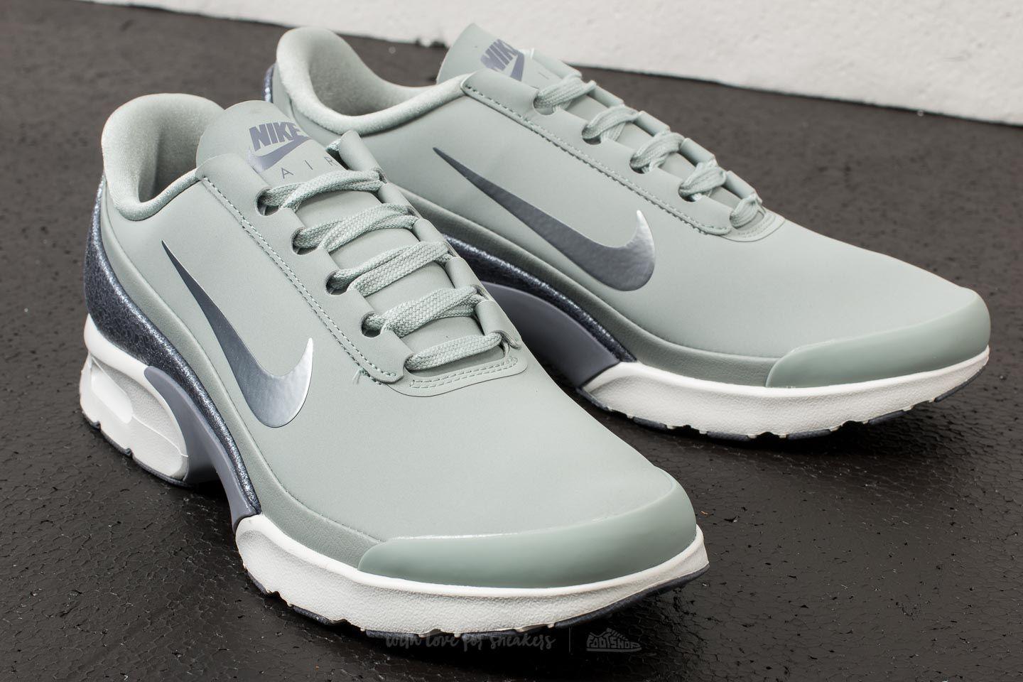 nike air max jewell grey