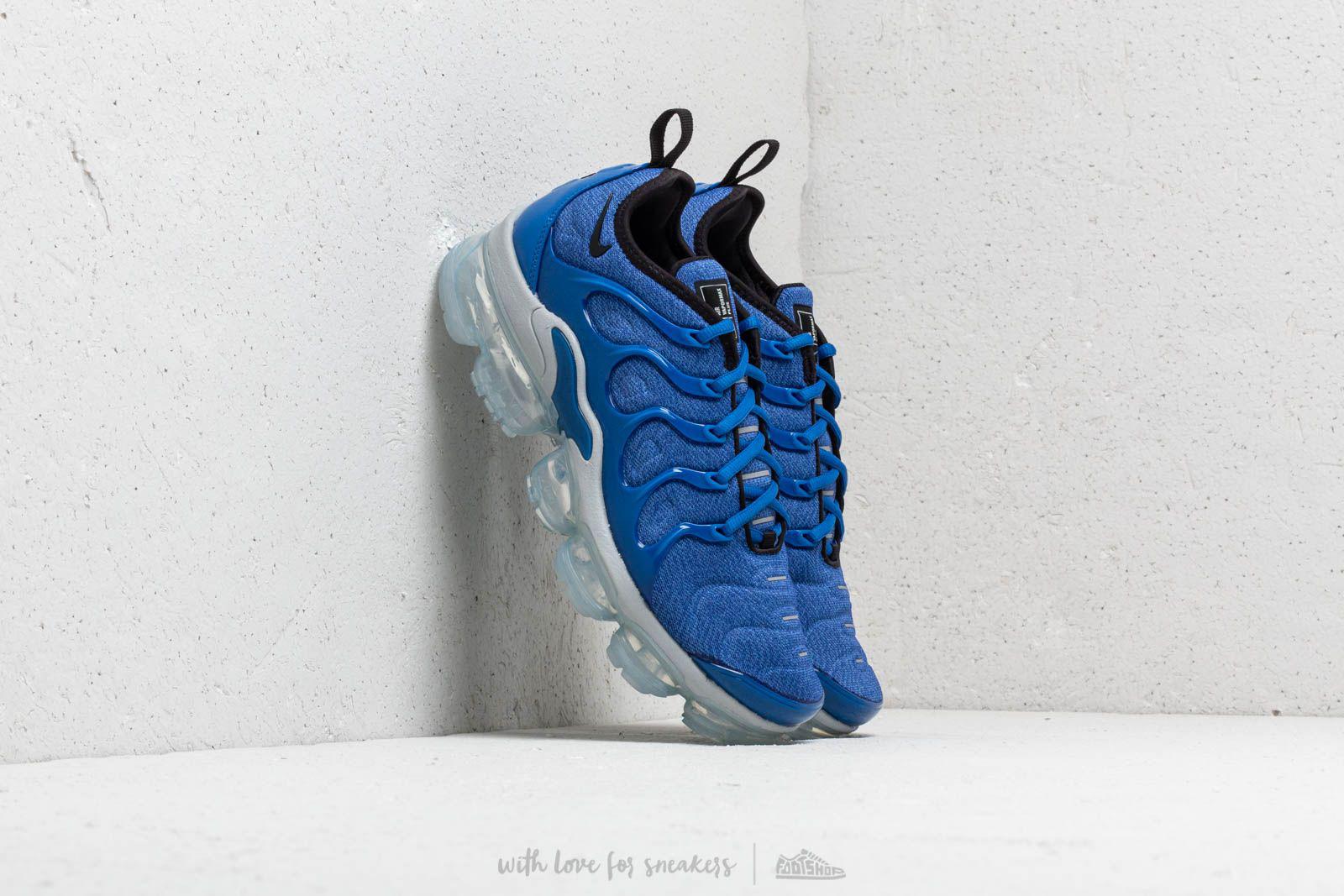 vapormax plus royal blue