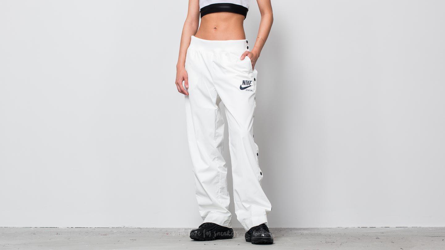 nike snap pants womens