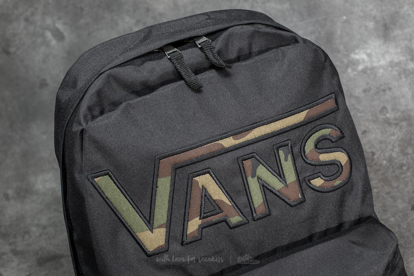 realm flying v backpack