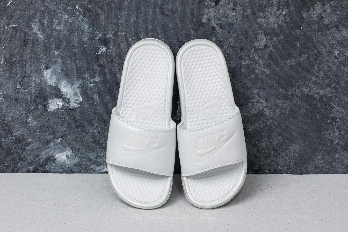 nike benassi metallic qs
