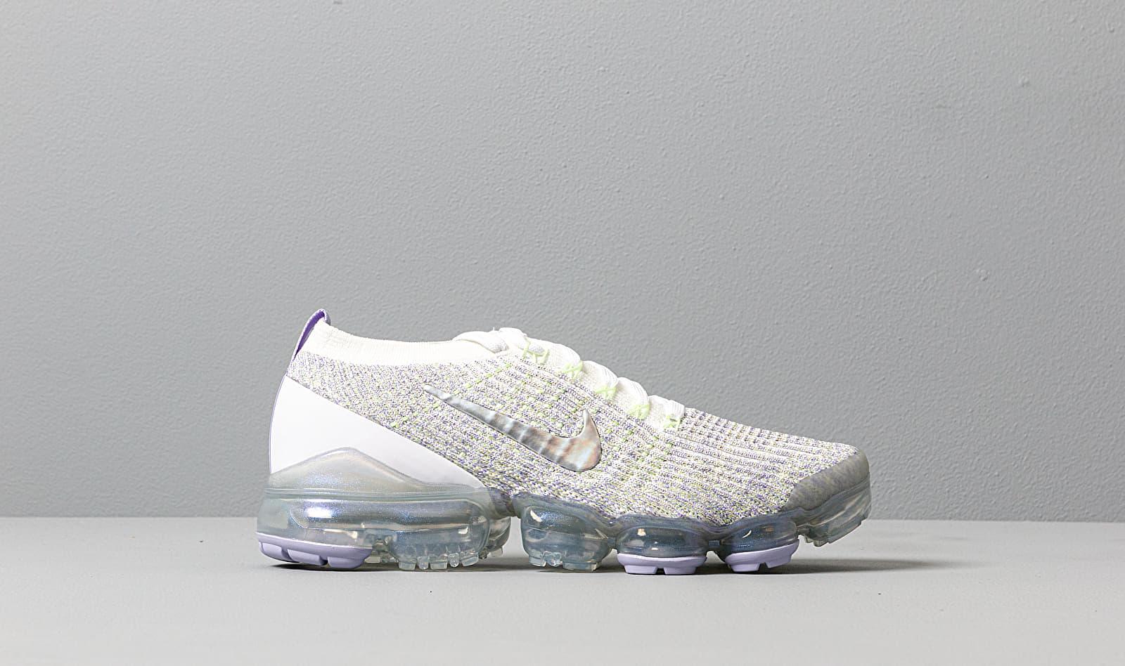 vapormax white size 5