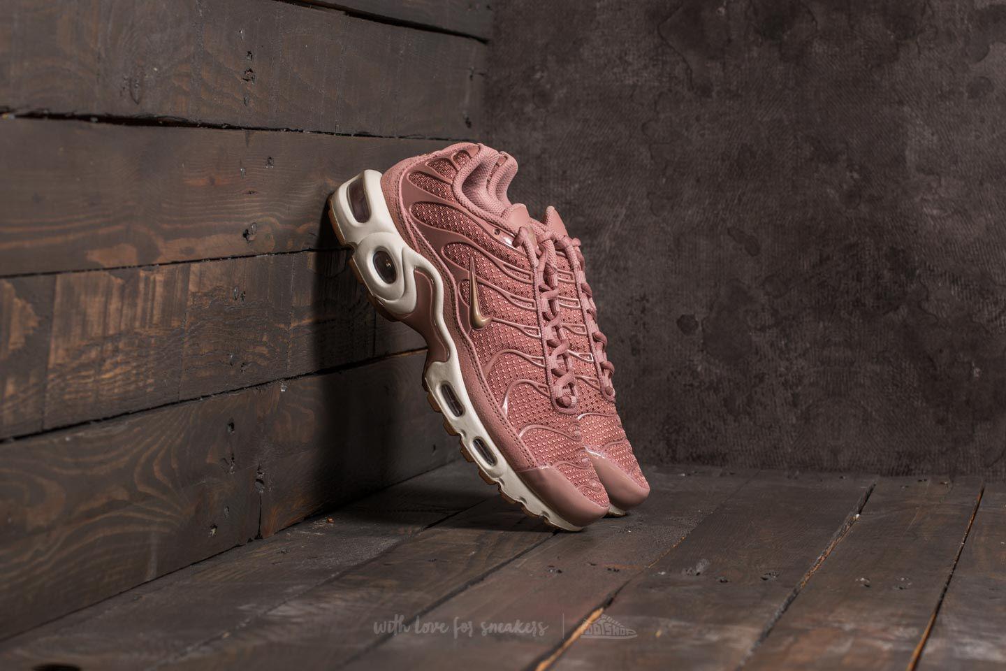 air max plus particle pink