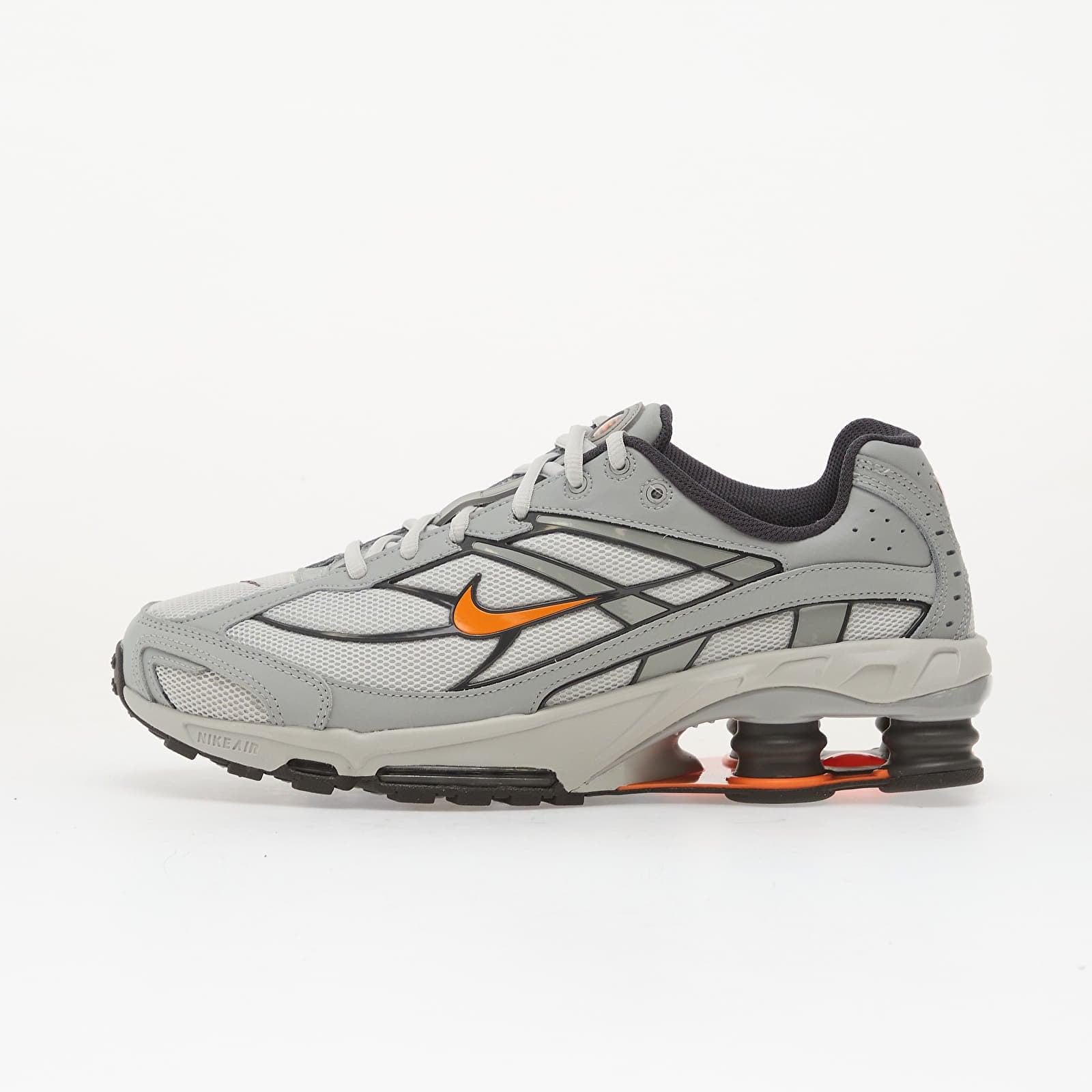 nike shox clearance mens