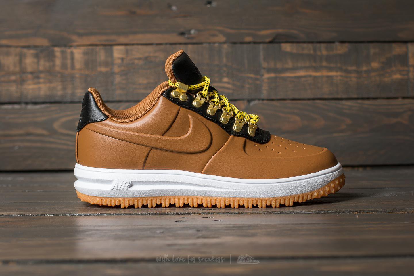 low top nike duck boots