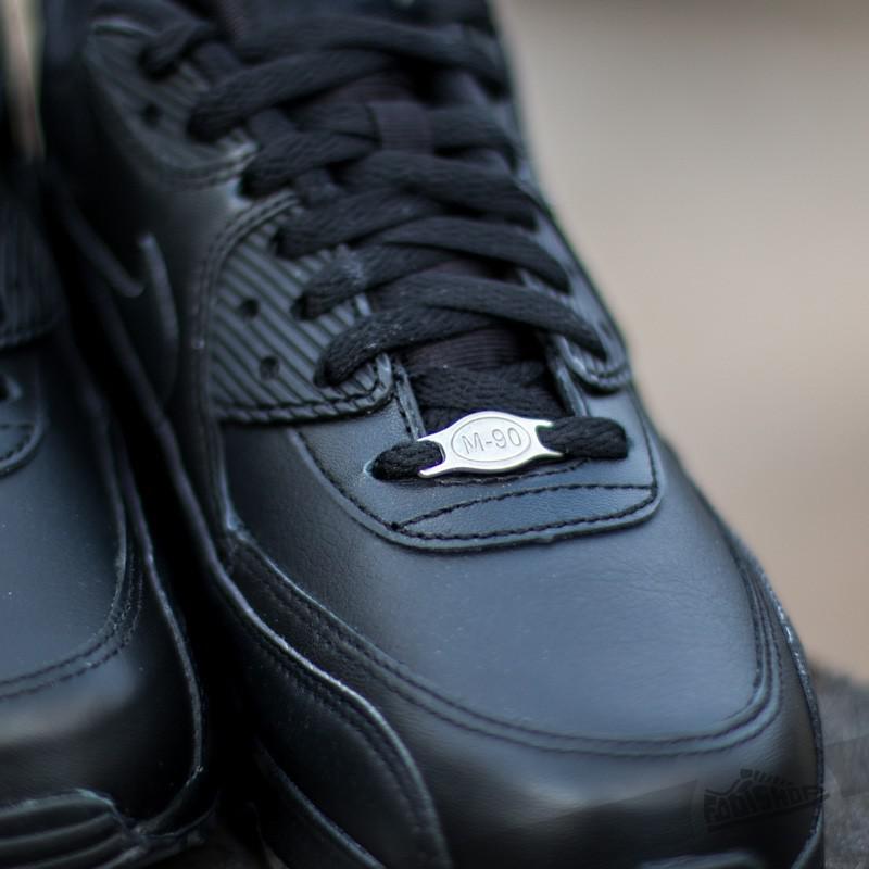 nike m 90