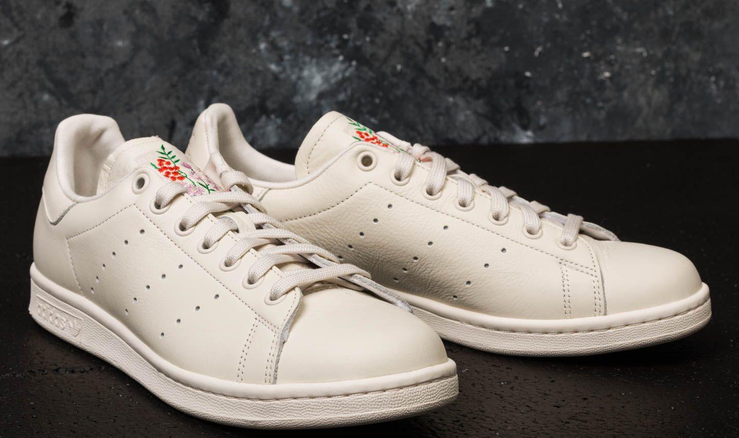 stan smith pearl white