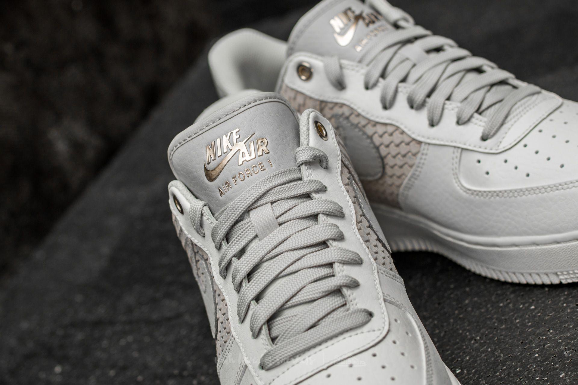 nike air force 1 07 lv8 sail bone & metallic gold