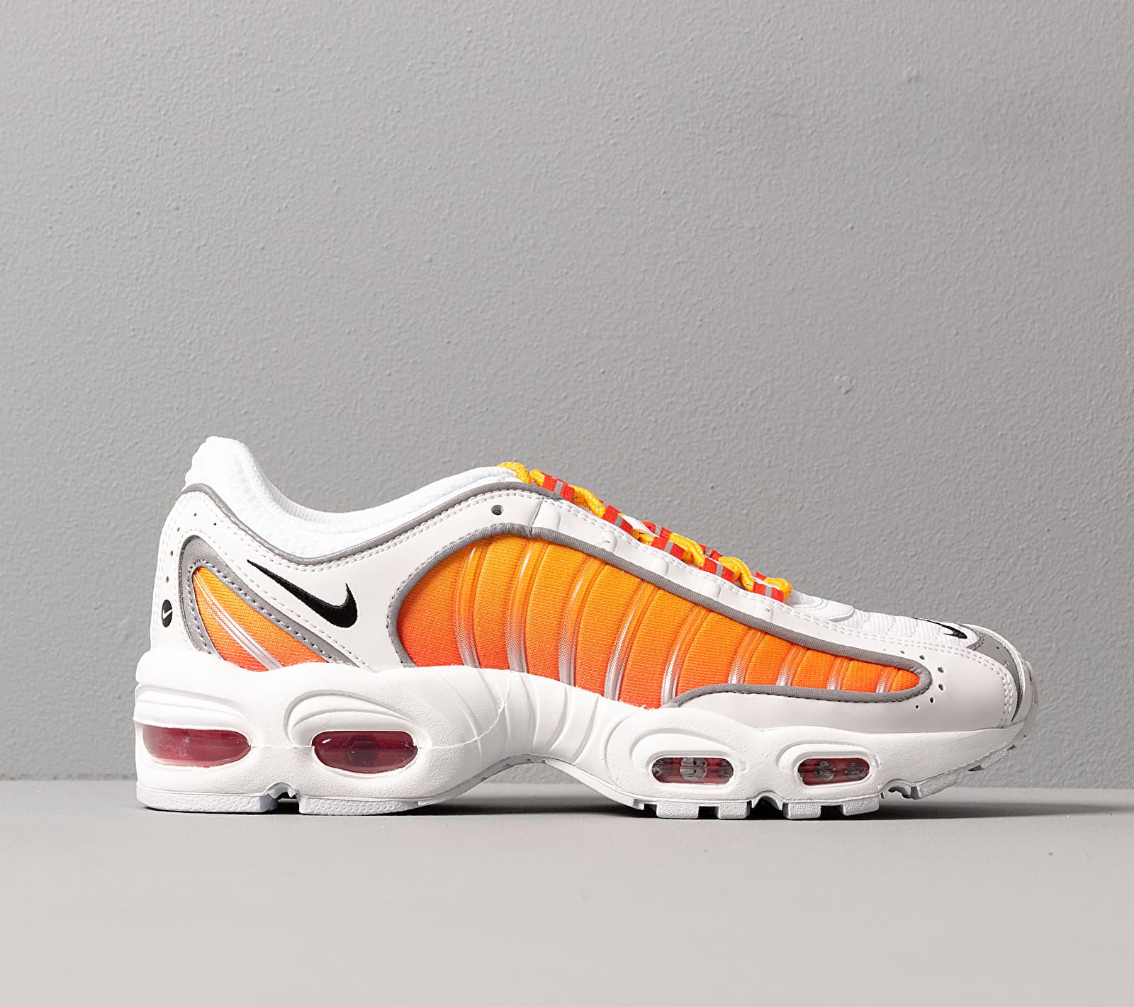 air max tailwind reflective