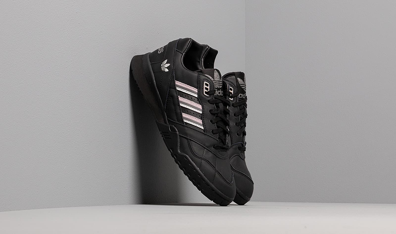 ladies black trainers adidas