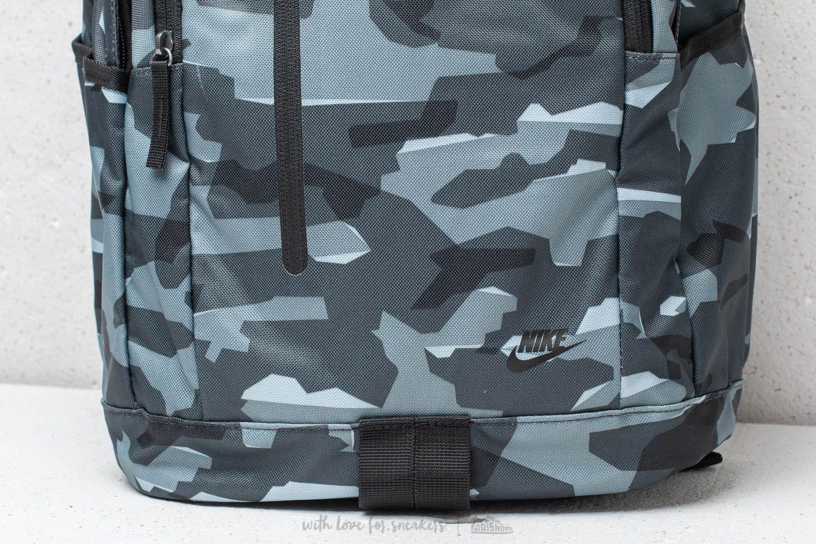 nike soleday camo backpack